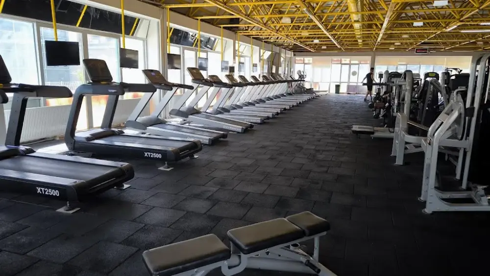 Atatürk Olimpik Fitness Salonu — Yüzme Havuzları · fotoğraf 4