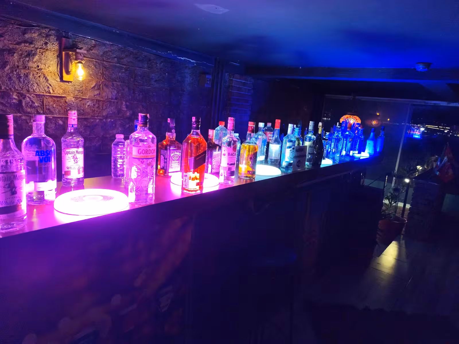 Harmony Hilltop bar - görsel 1