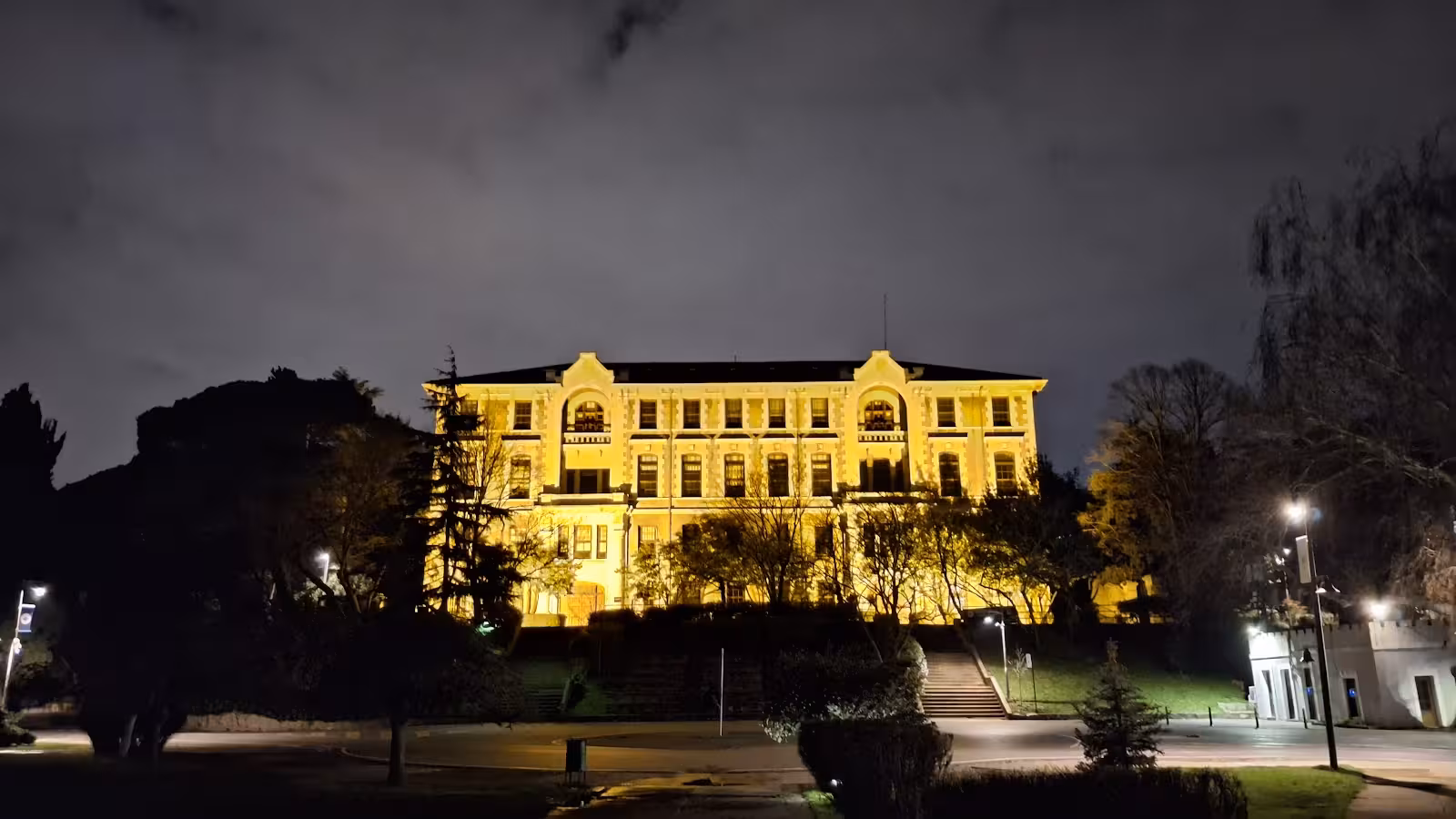 Boğaziçi Üniversitesi - görsel 3