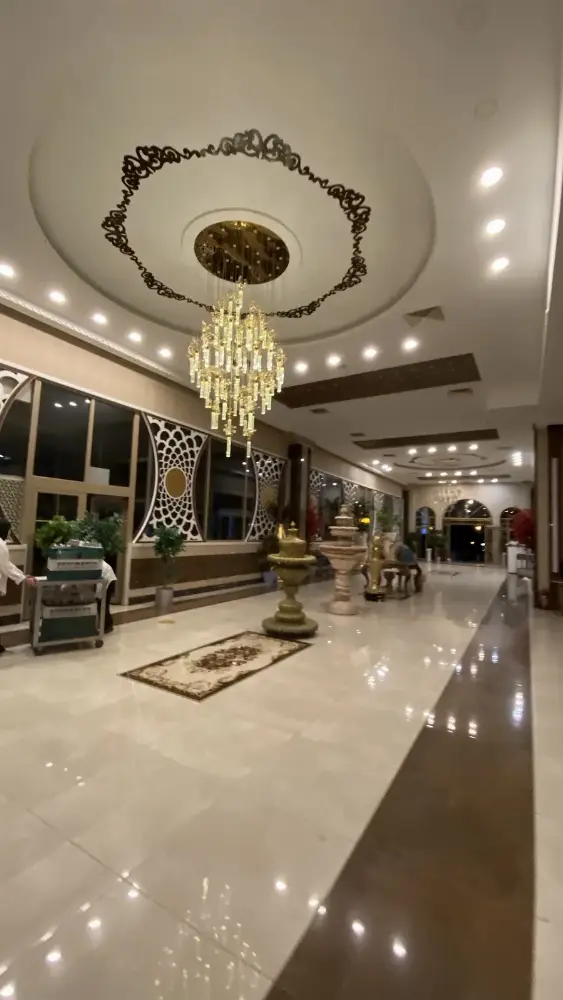 Malatya Saray Havuzbaşı Restorant — Yüzme Havuzları · fotoğraf 4
