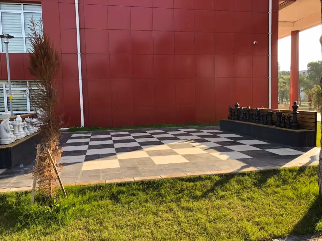 İzmir Katip Çelebi Üniversitesi - görsel 5