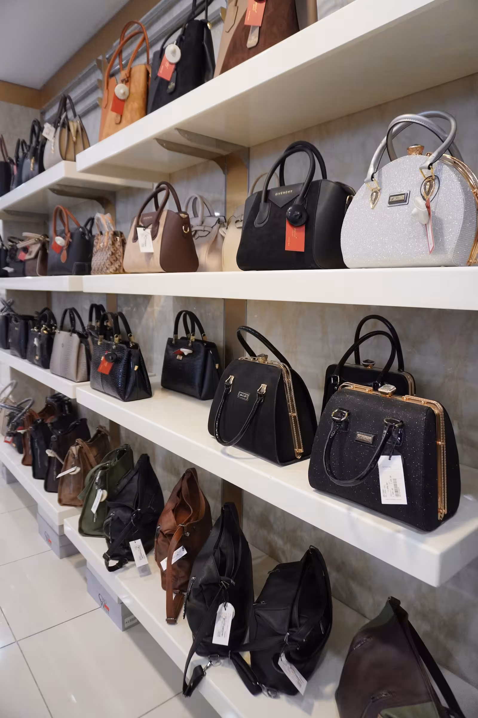 Martello Outlet - Ayakkabı Çanta Valiz Giyim - görsel 4
