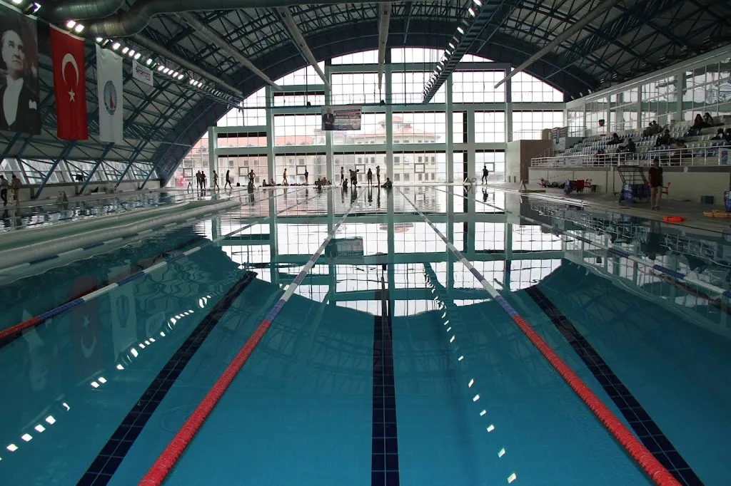 DPÜ Olimpik Yüzme Havuzu — Yüzme Havuzları · fotoğraf 1