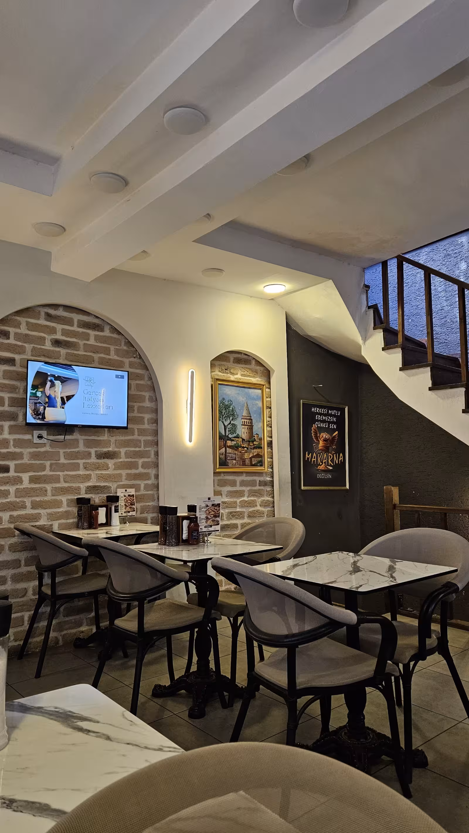 HR italy Karaköy - görsel 5