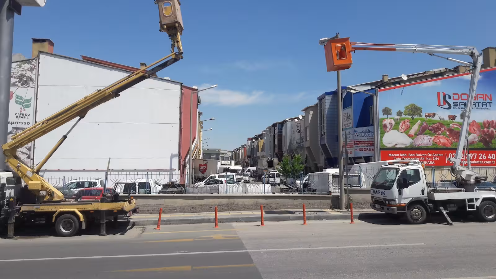 Öz Ankara Toptancılar Sitesi — İçecek Firmaları, Yenimahalle · fotoğraf 2