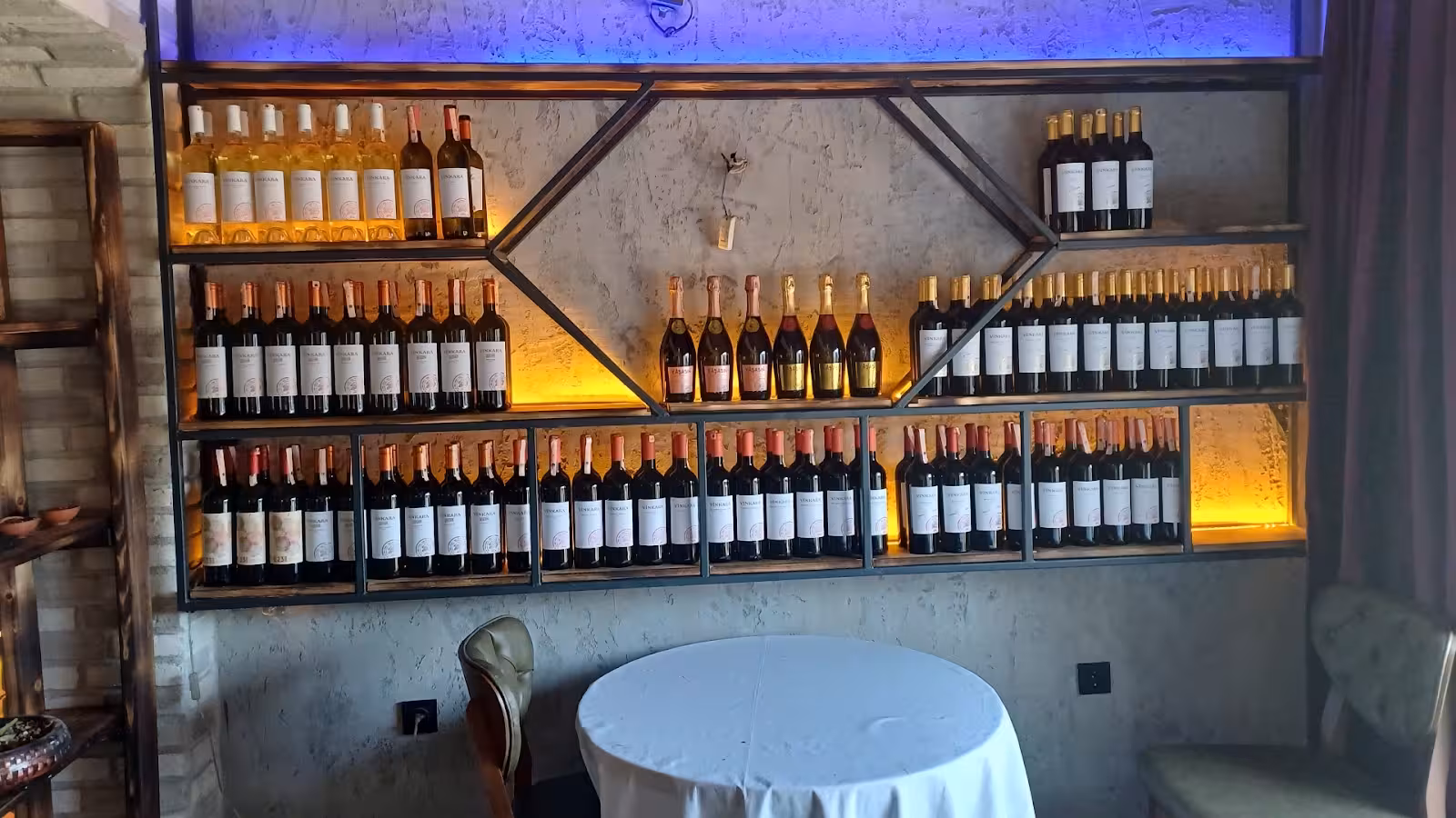 Vinus Wine House - görsel 1
