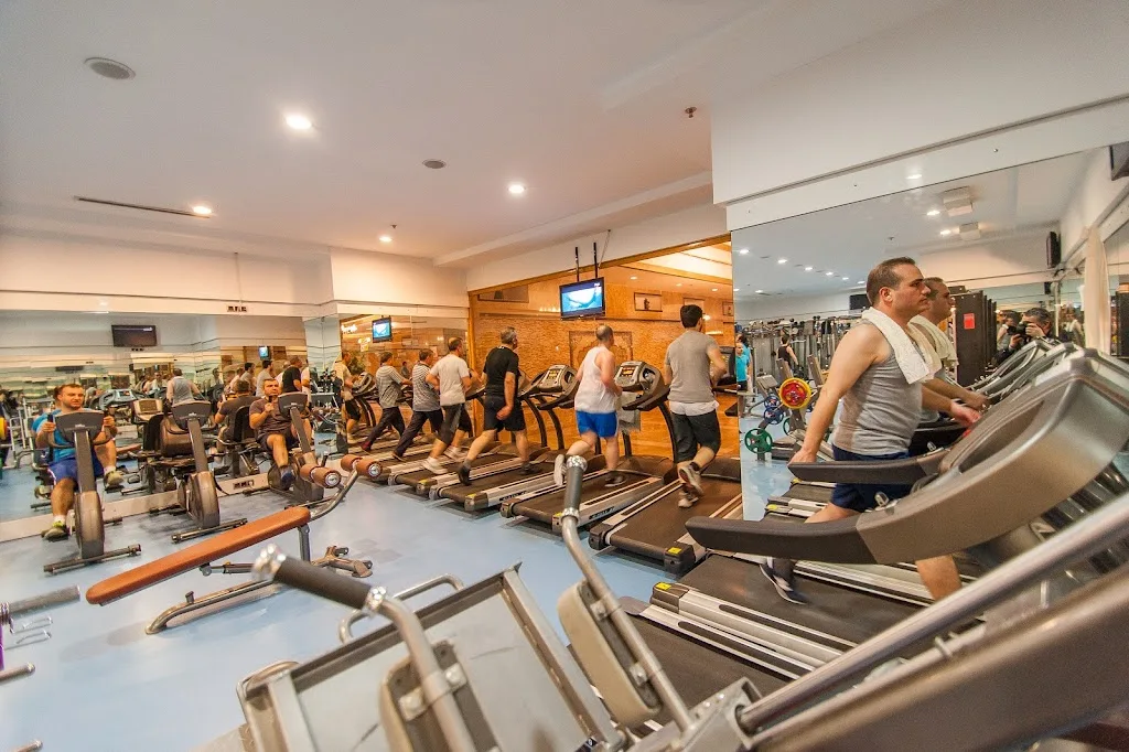 Green World Sports Center — Yüzme Havuzları, Selçuklu · fotoğraf 1