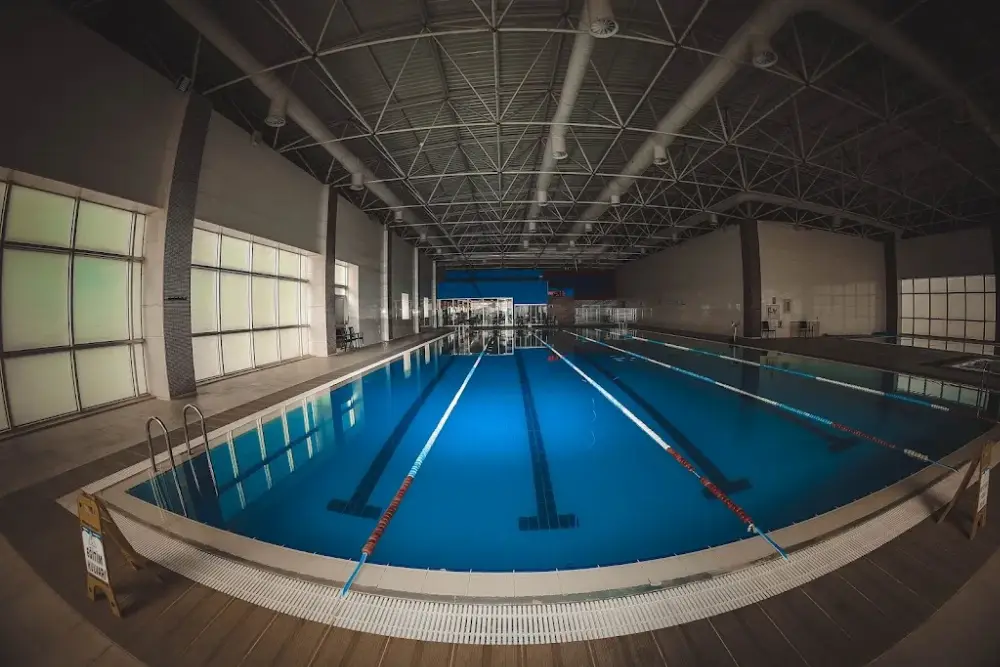 MEGA SPOR KOMPLEKSİ — Yüzme Havuzları, Karatay · fotoğraf 3