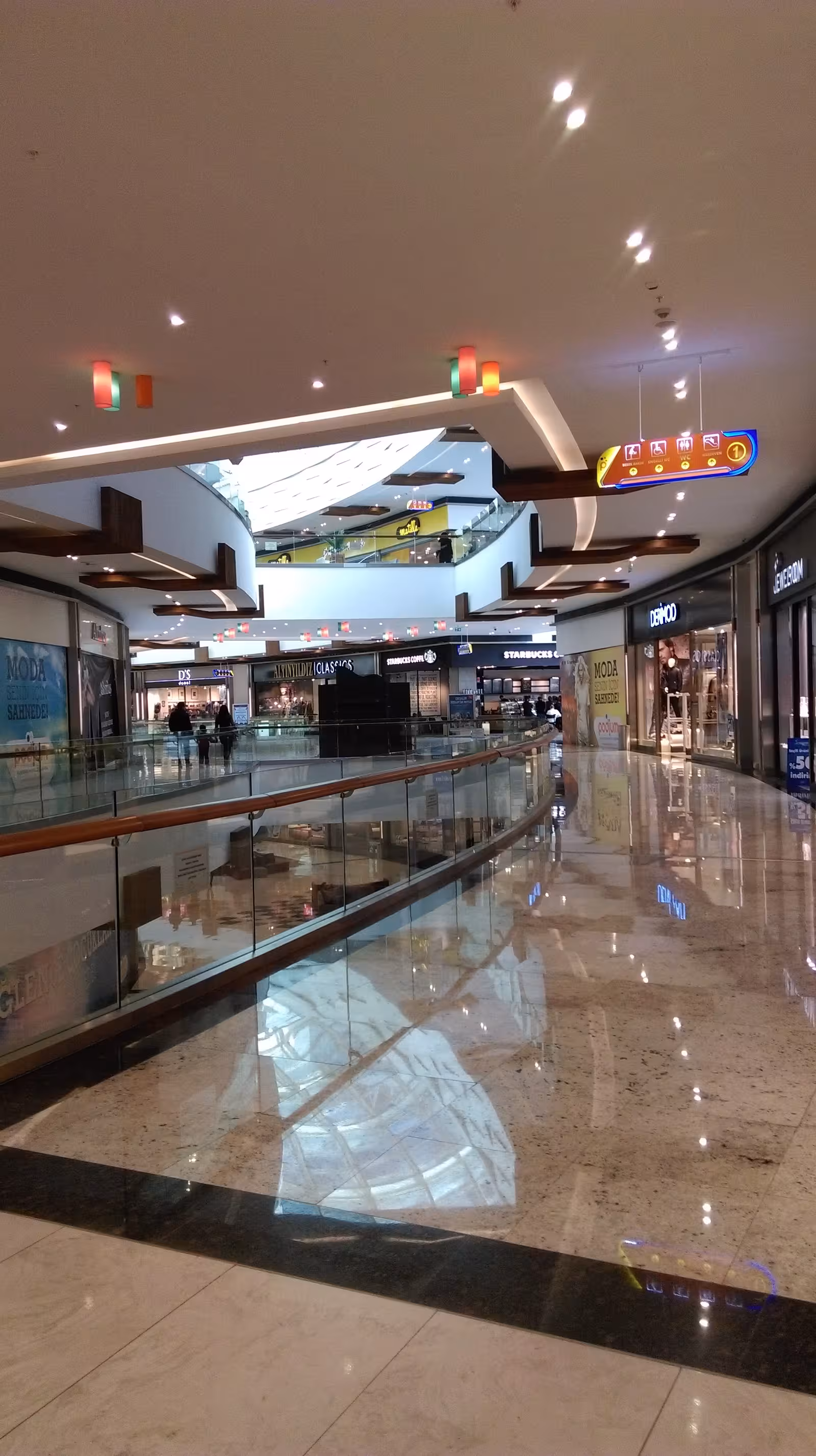 Podium AVM Ankara — AVM'ler, Yenimahalle · fotoğraf 2