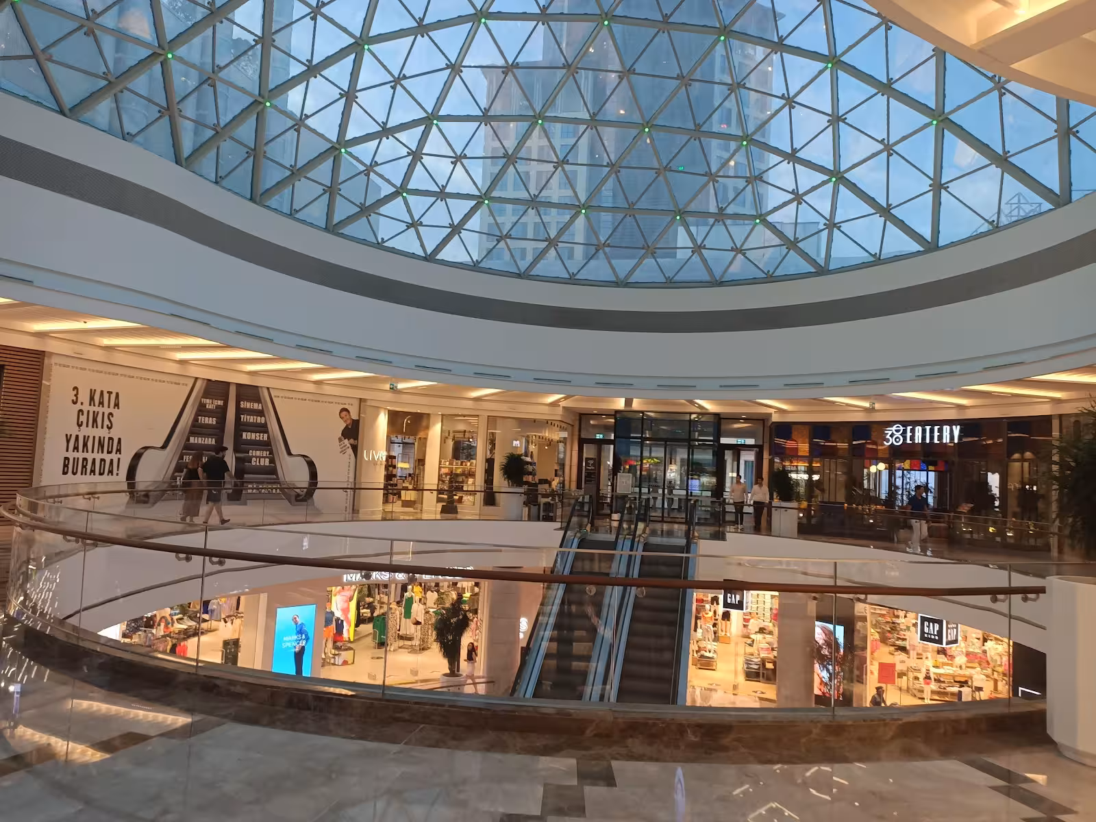 İstinyePark İzmir — AVM'ler, Balçova · fotoğraf 4